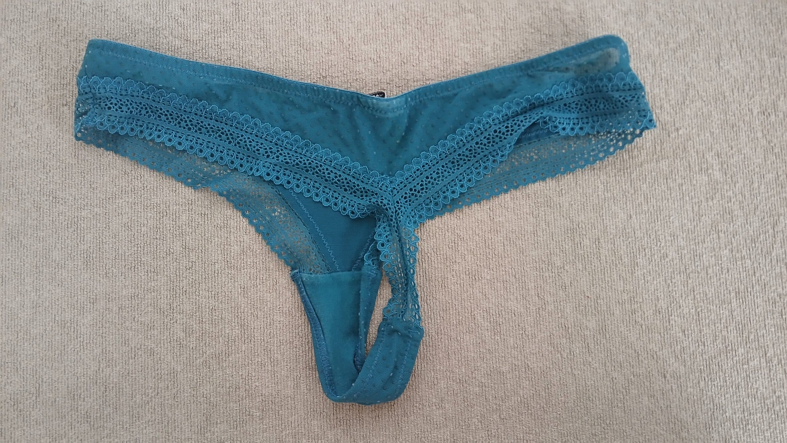 Tanga porté – Image 2